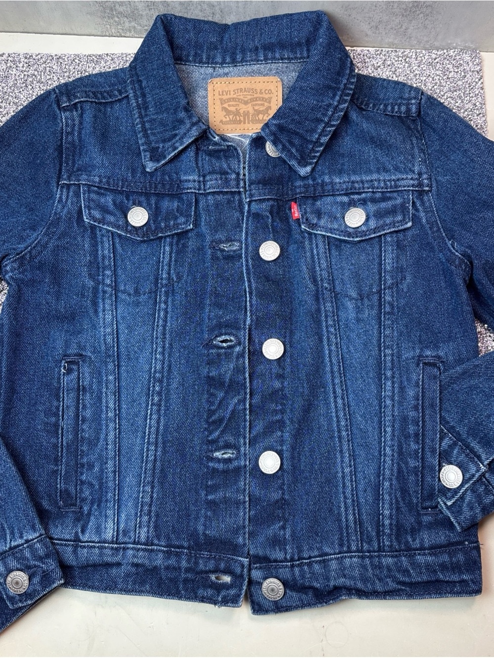 Vintage 2000’ Levi's Kids Size  5 Unisex Blue Denim Jacket